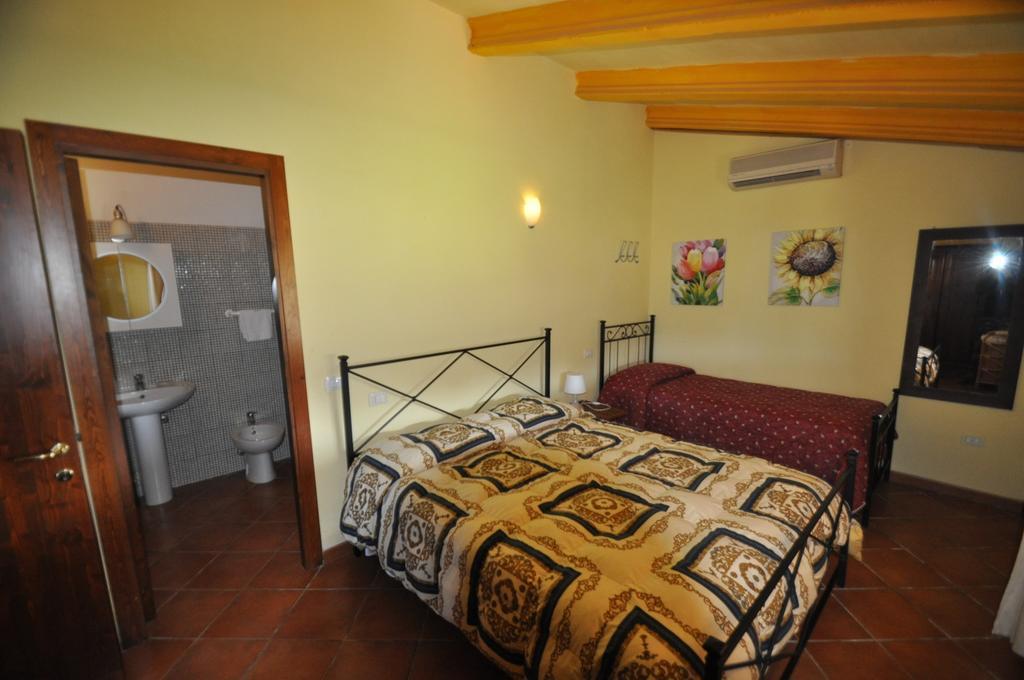 Agriturismo Il Cerrosughero Scarlino Quarto foto
